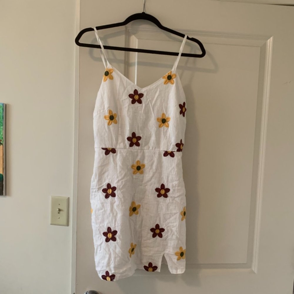 Shein white casual dress with embroidered flowers size L